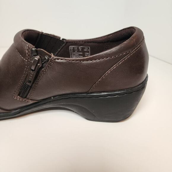 Clarks Wedge Slip On Mules Brown Women's SZ 7.5 - Picture 3 of 10
